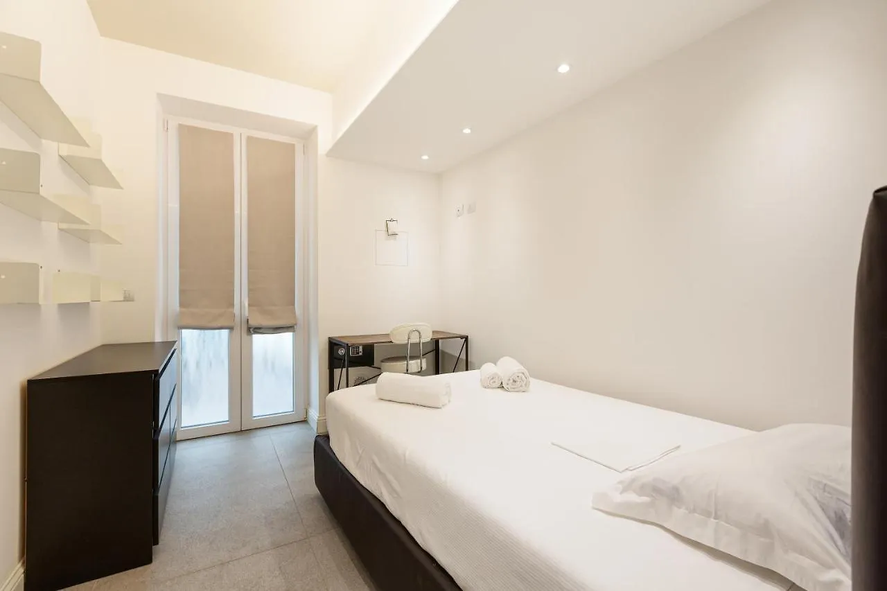 Apt Milano-Moscova Con Terrazzo Condiviso Apartment 0*, Milan
